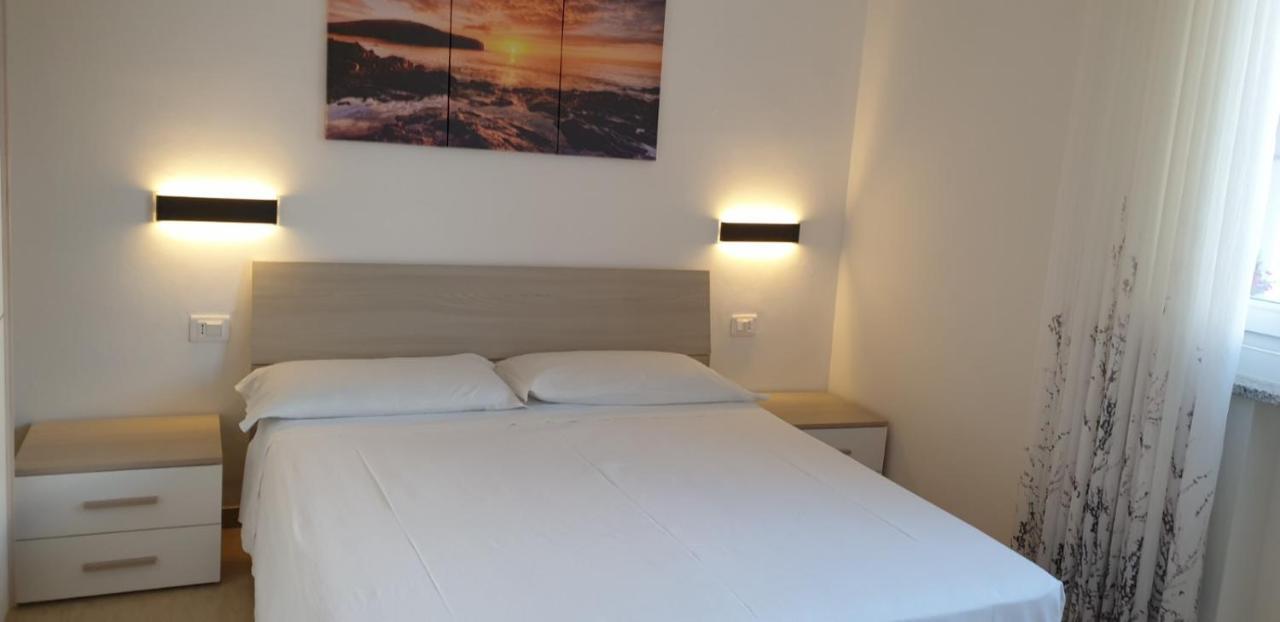 Eagle Rooms Riva del Garda Exterior foto